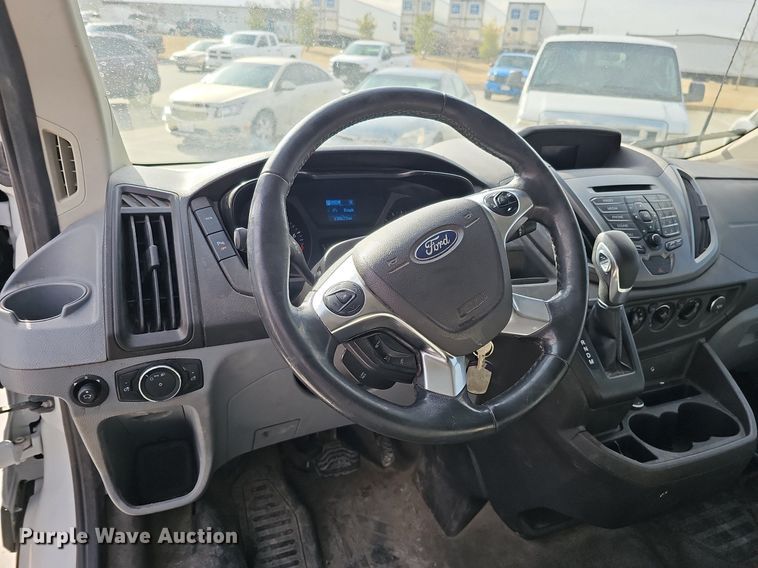 image for item MC9625 2016 Ford Transit 250  van