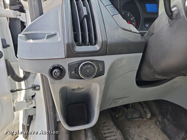 image for item MC9625 2016 Ford Transit 250  van