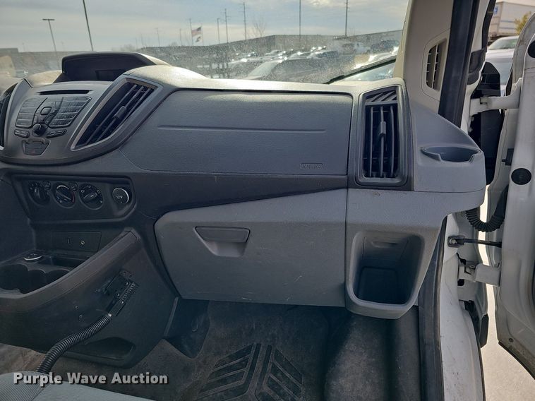 image for item MC9625 2016 Ford Transit 250  van