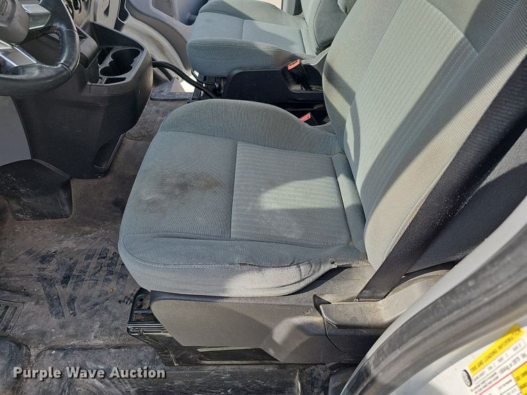 image for item MC9625 2016 Ford Transit 250  van