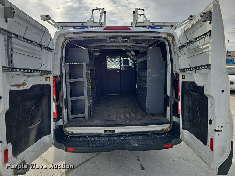 image for item MC9625 2016 Ford Transit 250  van