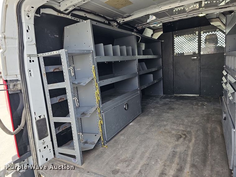 image for item MC9625 2016 Ford Transit 250  van