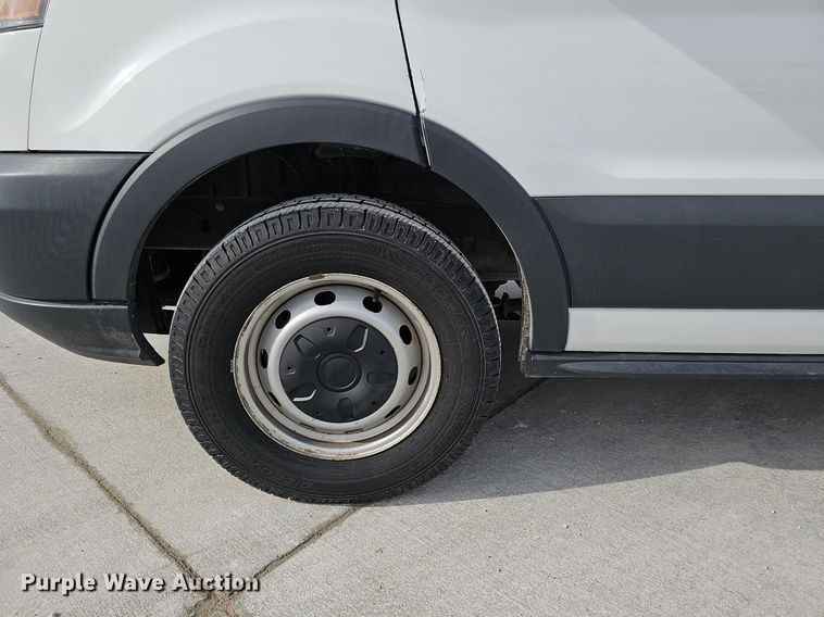 image for item MC9625 2016 Ford Transit 250  van