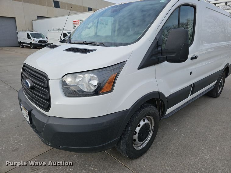 image for item MC9626 2017 Ford Transit 250  van