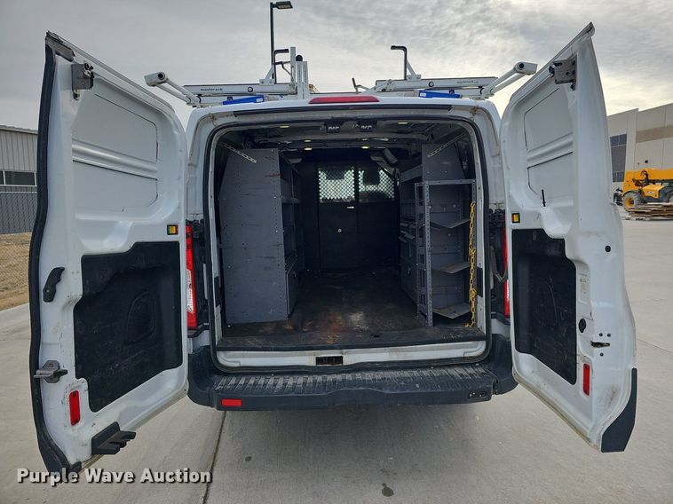 image for item MC9626 2017 Ford Transit 250  van