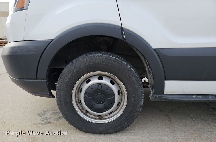 image for item MC9626 2017 Ford Transit 250  van