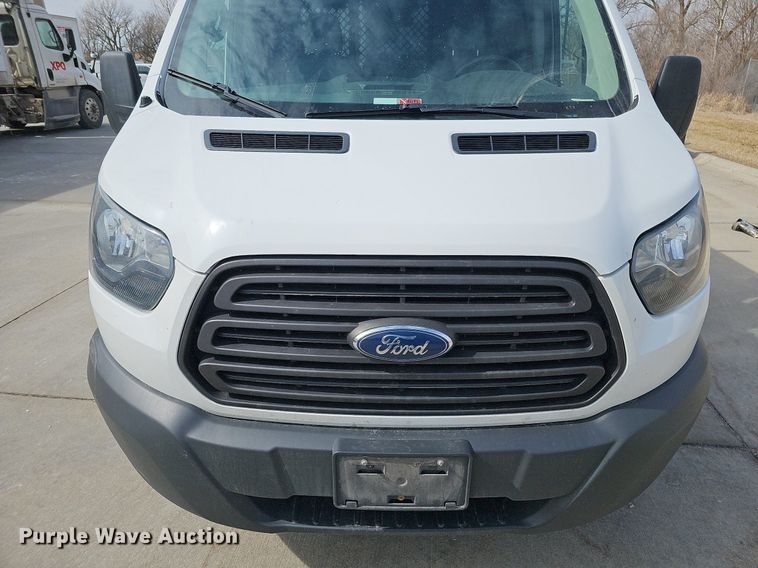 image for item MC9627 2017 Ford Transit 250  van