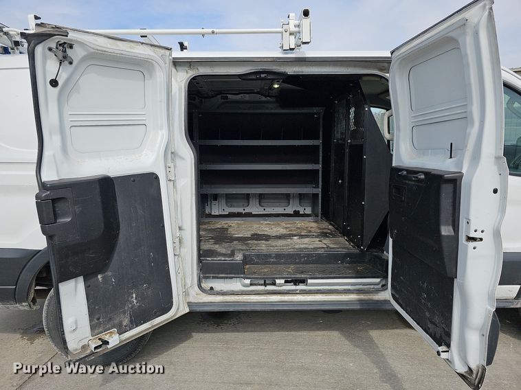 image for item MC9627 2017 Ford Transit 250  van