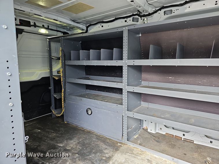 image for item MC9627 2017 Ford Transit 250  van