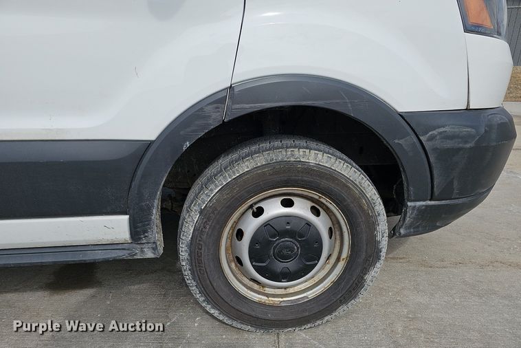 image for item MC9627 2017 Ford Transit 250  van