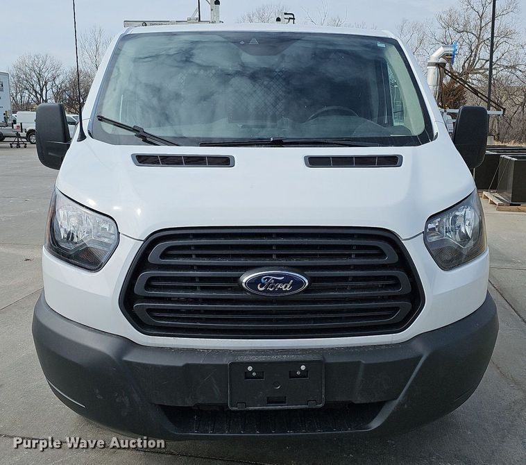 image for item MC9628 2017 Ford Transit 250  van