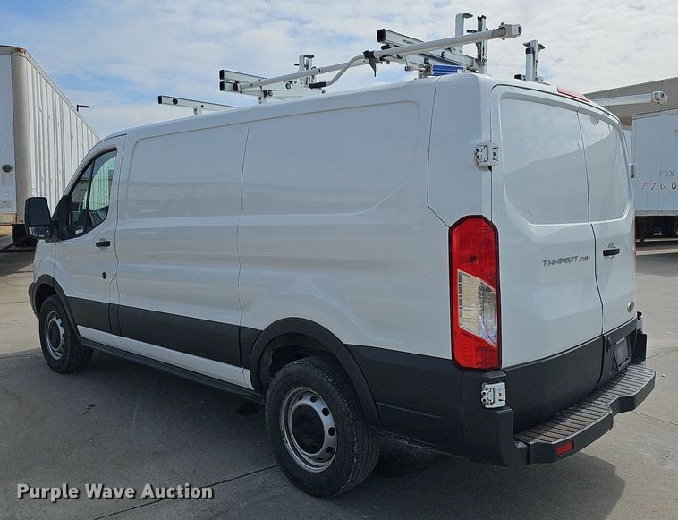 image for item MC9628 2017 Ford Transit 250  van