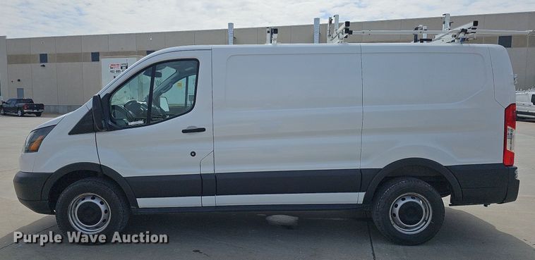 image for item MC9628 2017 Ford Transit 250  van