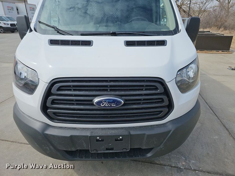image for item MC9628 2017 Ford Transit 250  van