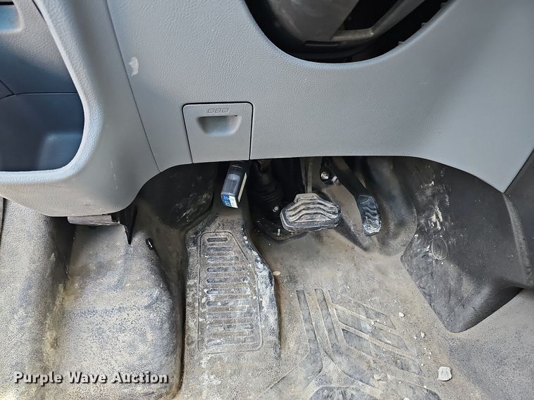 image for item MC9628 2017 Ford Transit 250  van