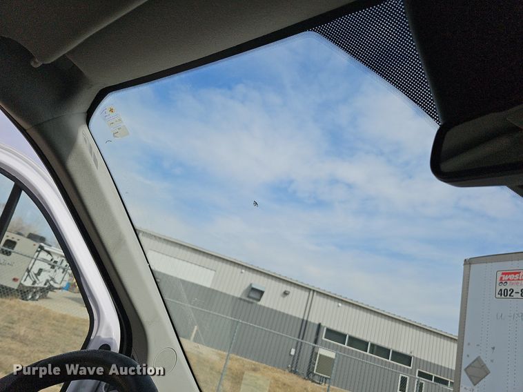 image for item MC9628 2017 Ford Transit 250  van