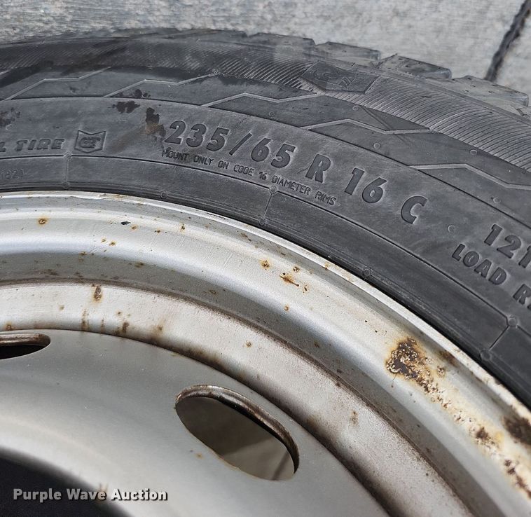 image for item MC9628 2017 Ford Transit 250  van