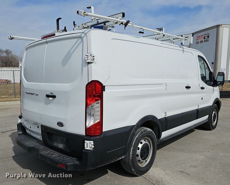 image for item MC9629 2016 Ford Transit 150  van