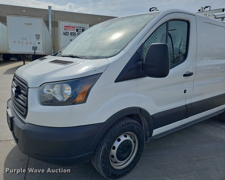 image for item MC9629 2016 Ford Transit 150  van
