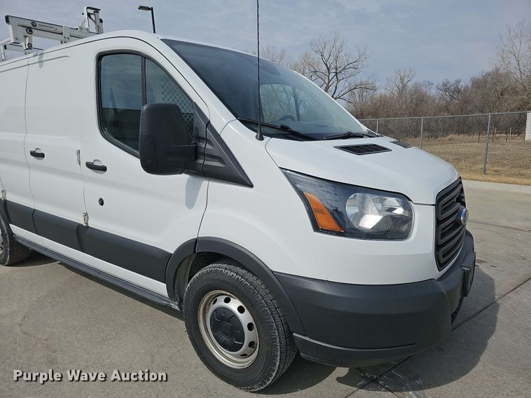 image for item MC9629 2016 Ford Transit 150  van