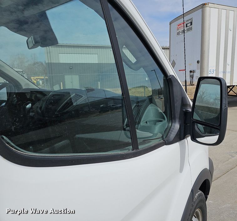 image for item MC9629 2016 Ford Transit 150  van