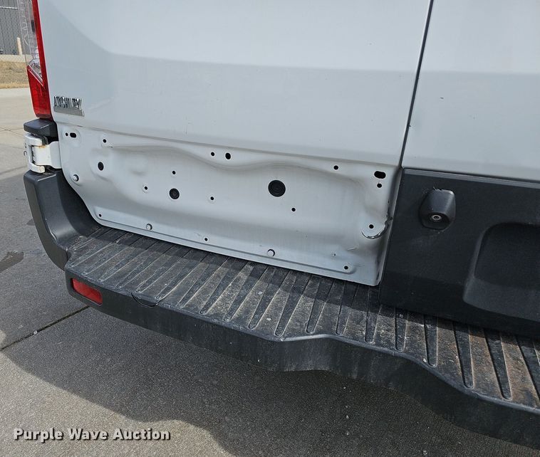 image for item MC9629 2016 Ford Transit 150  van