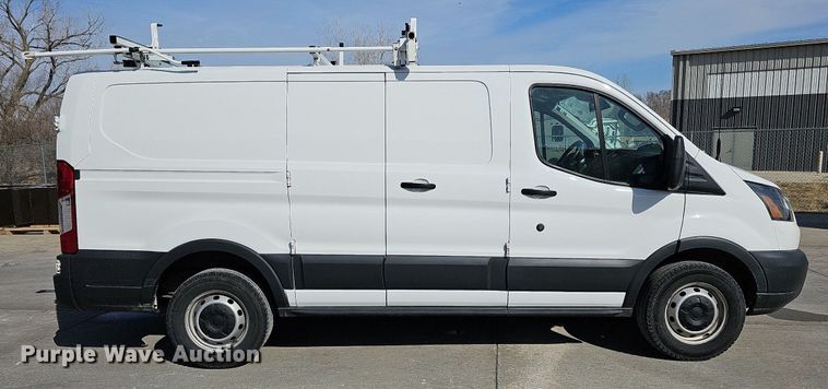 image for item MC9630 2017 Ford Transit 250  van