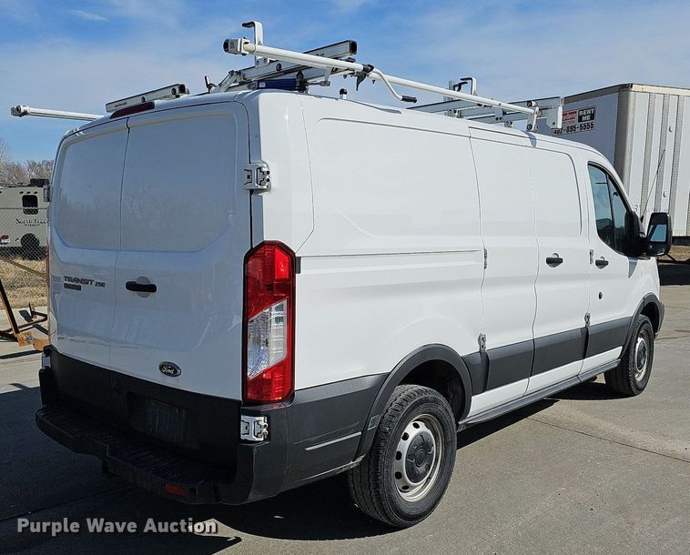 image for item MC9630 2017 Ford Transit 250  van