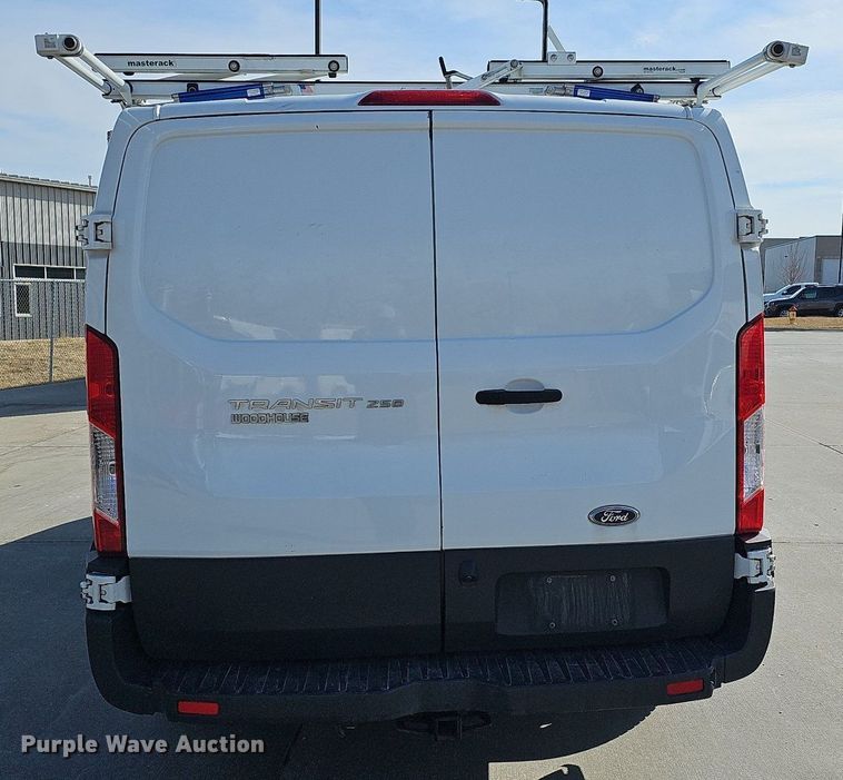 image for item MC9630 2017 Ford Transit 250  van