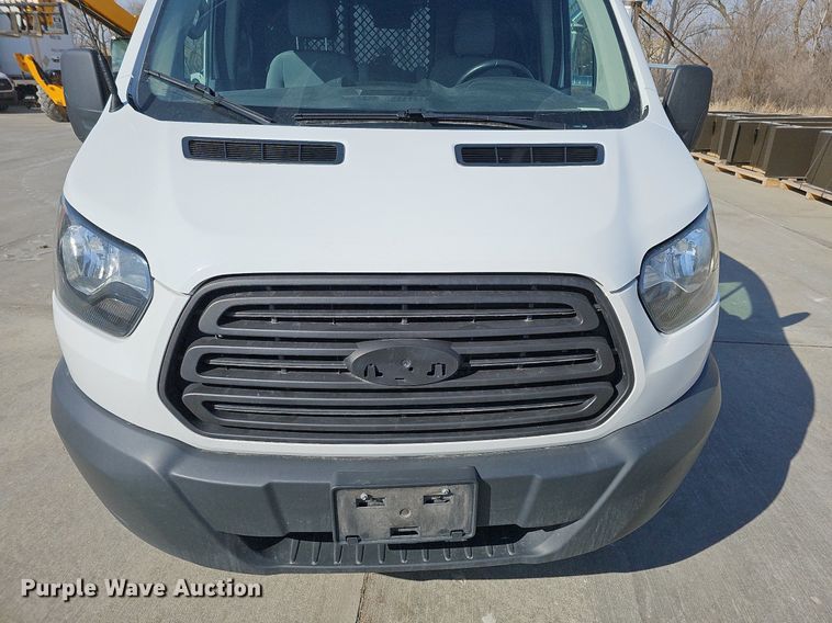 image for item MC9630 2017 Ford Transit 250  van