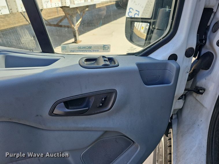 image for item MC9630 2017 Ford Transit 250  van