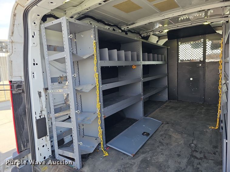 image for item MC9630 2017 Ford Transit 250  van