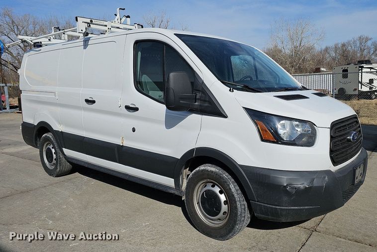image for item MC9631 2016 Ford Transit 150  van