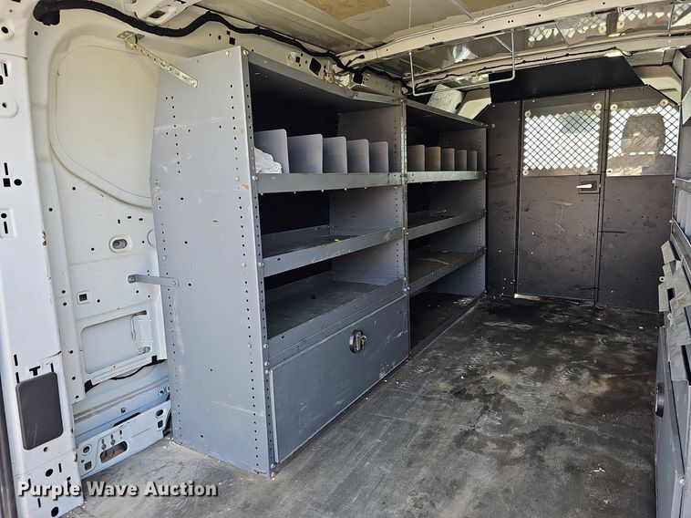 image for item MC9631 2016 Ford Transit 150  van