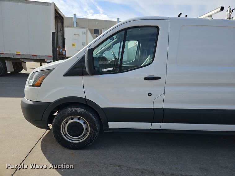 image for item MC9631 2016 Ford Transit 150  van