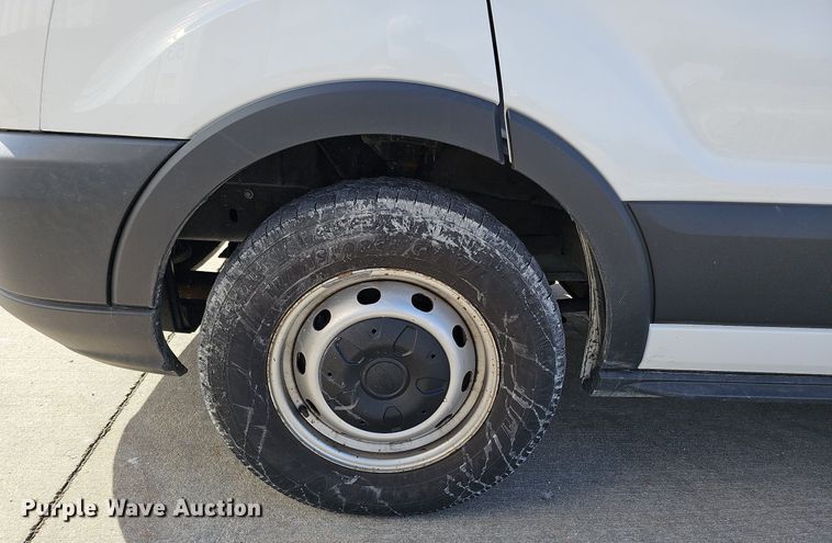 image for item MC9631 2016 Ford Transit 150  van