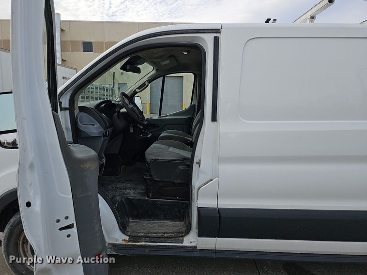 image for item MC9633 2016 Ford Transit 150  van