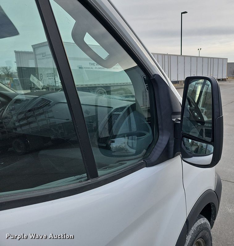 image for item MC9633 2016 Ford Transit 150  van