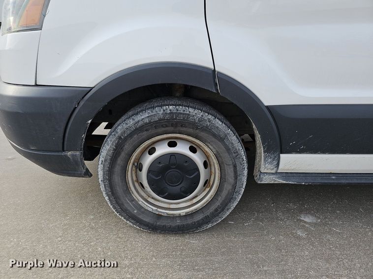 image for item MC9633 2016 Ford Transit 150  van