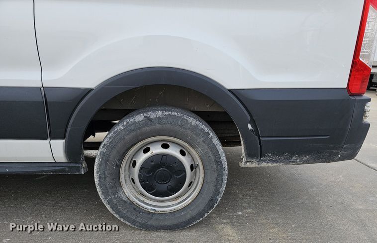 image for item MC9633 2016 Ford Transit 150  van