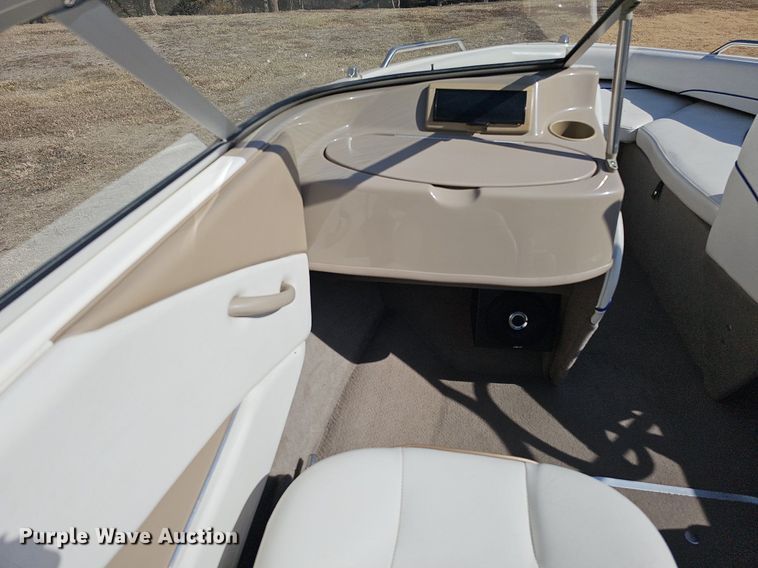 image for item MC9638 2003 Bayliner  boat