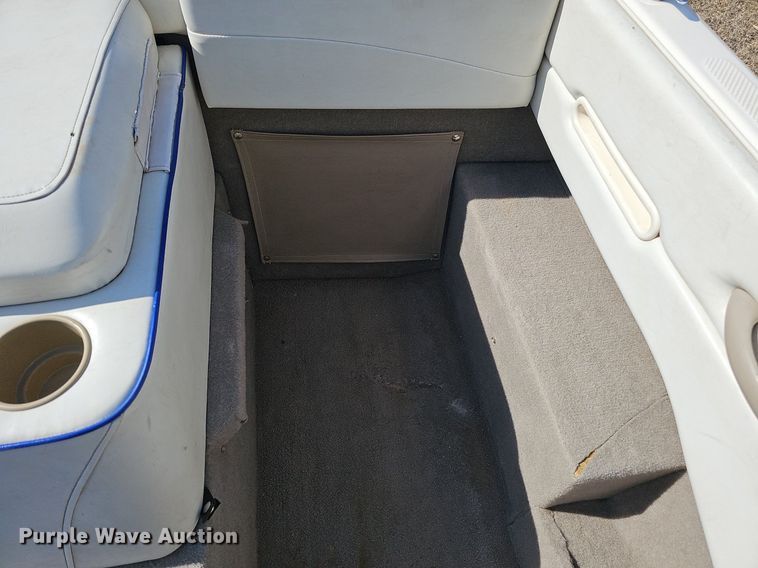 image for item MC9638 2003 Bayliner  boat