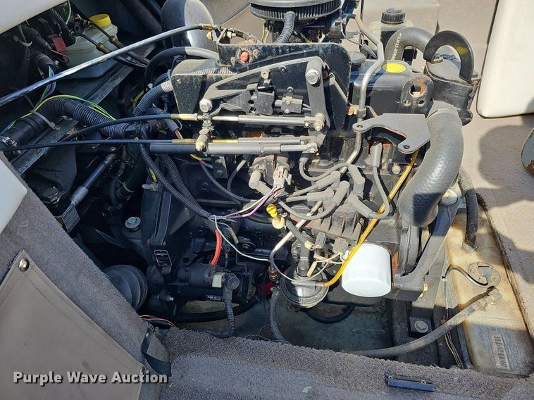 image for item MC9638 2003 Bayliner  boat