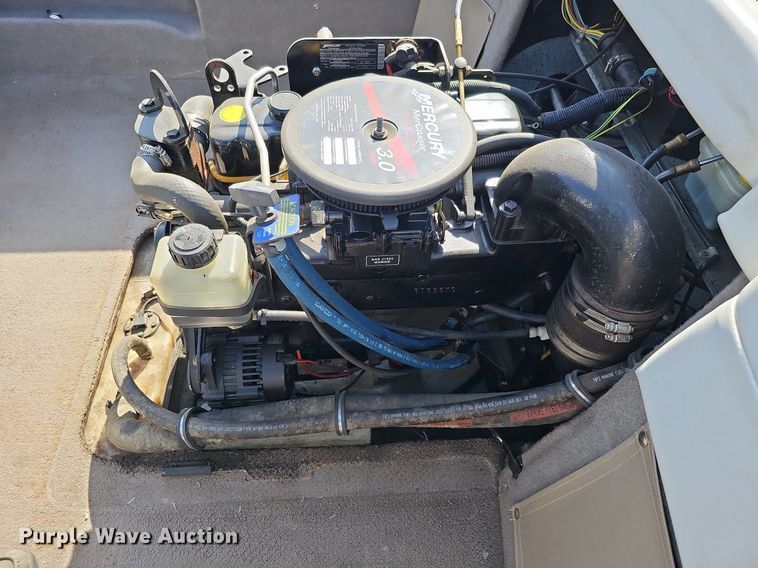 image for item MC9638 2003 Bayliner  boat