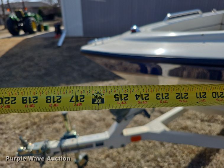 image for item MC9638 2003 Bayliner  boat