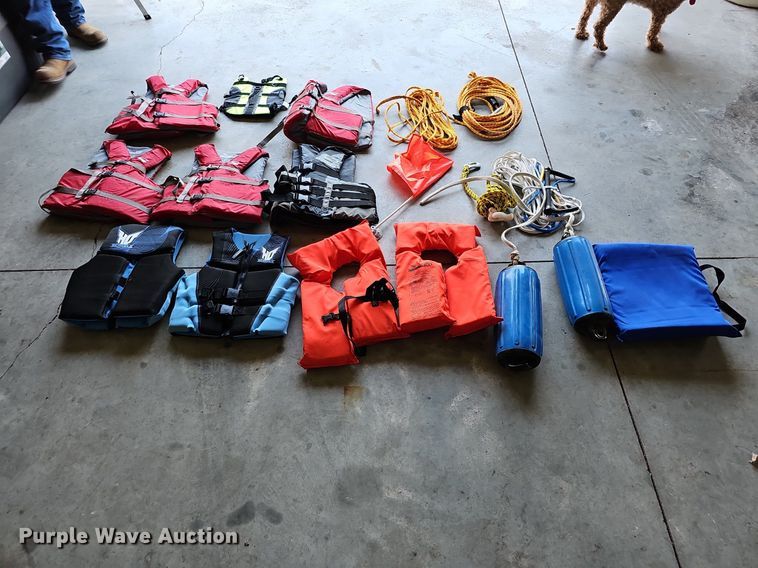 image for item MC9638 2003 Bayliner  boat