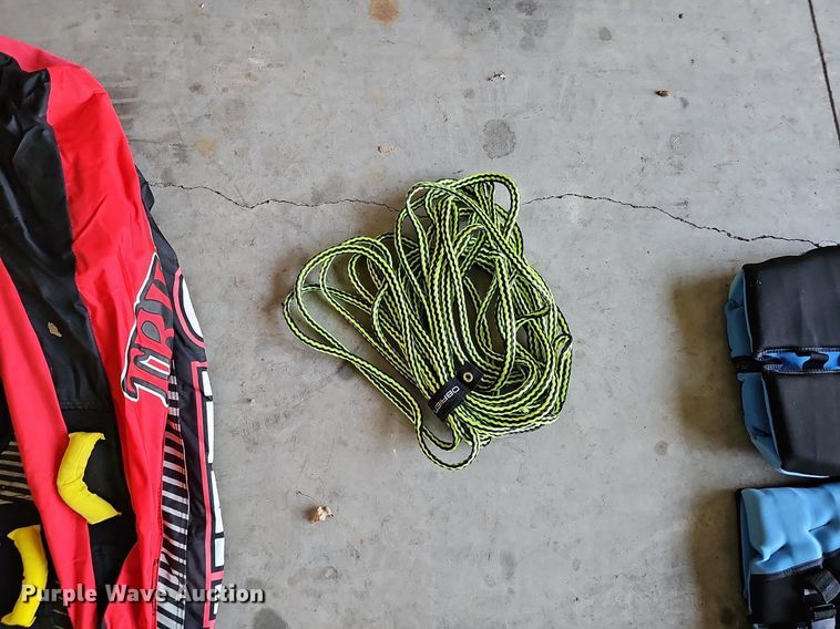 image for item MC9638 2003 Bayliner  boat