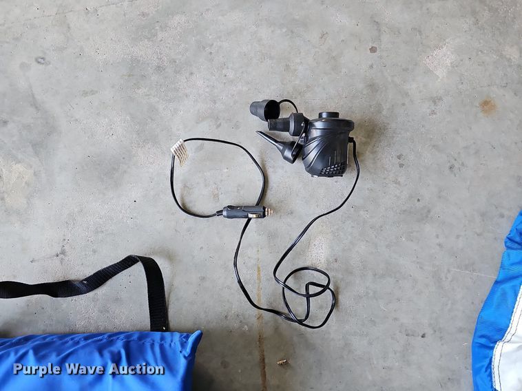 image for item MC9638 2003 Bayliner  boat