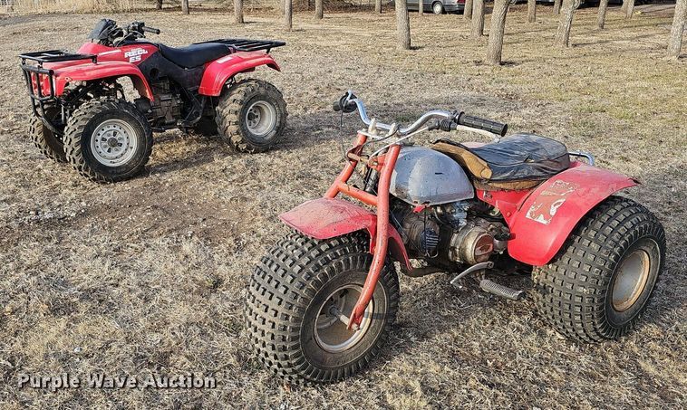 image for item MC9639 (2) Honda ATVs