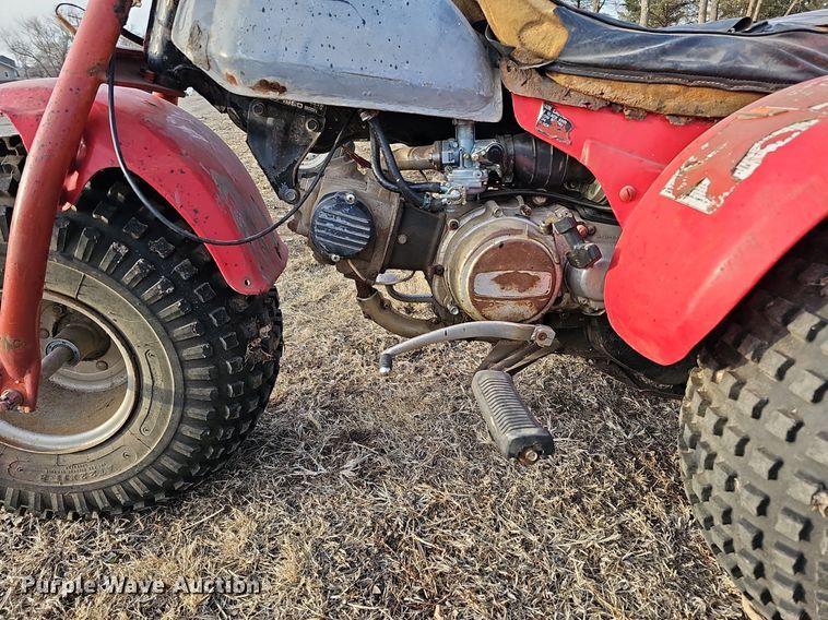 image for item MC9639 (2) Honda ATVs